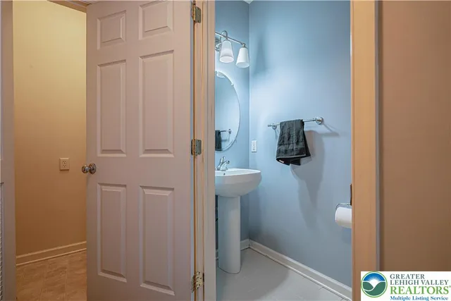 $299,900 | 946 Nittany Court, Allentown, PA 18104