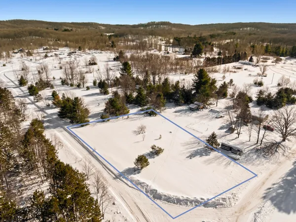 $18,000 | 0 Rockford Street, Thompsonville, MI 49683