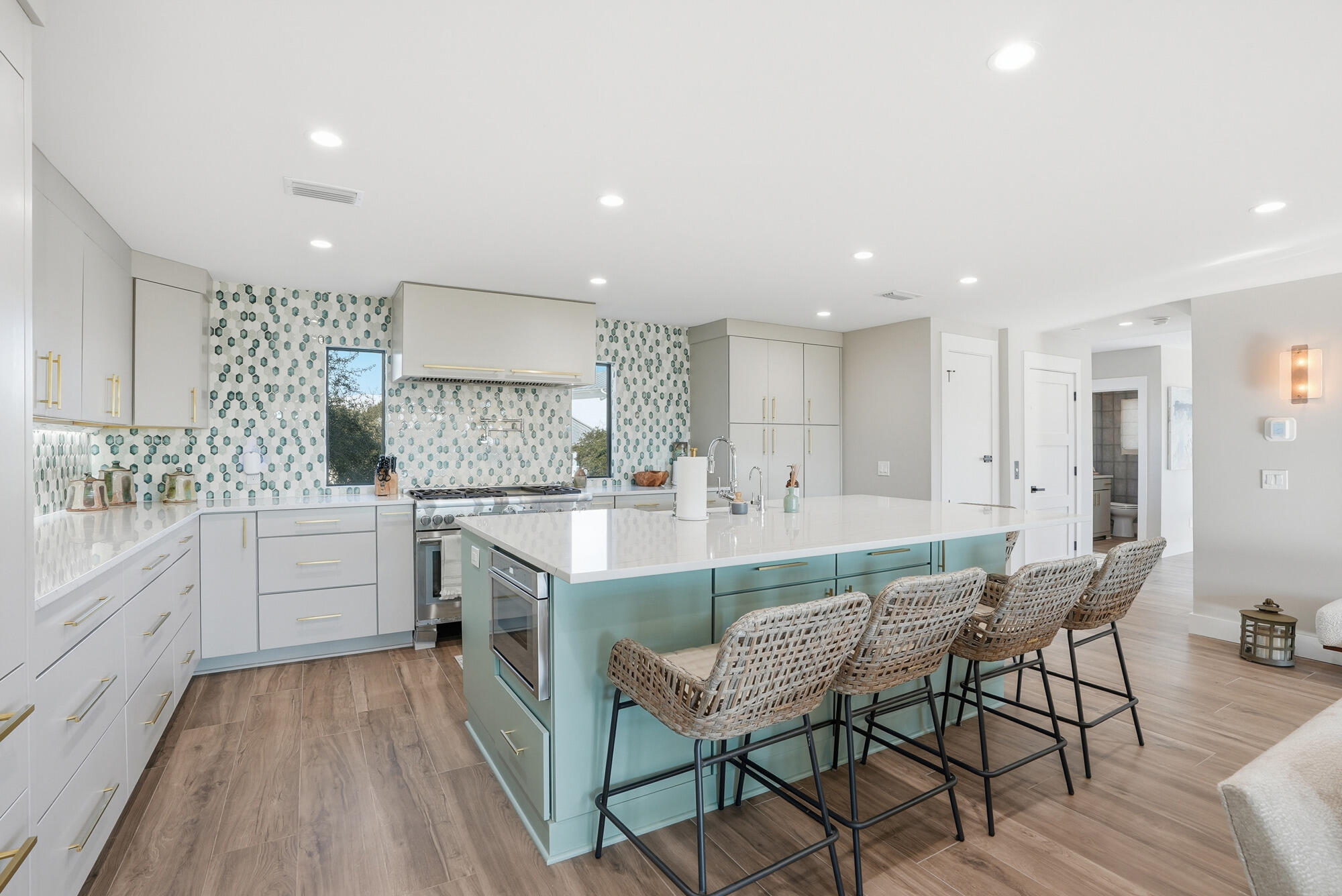 327 Sand Cliffs Drive Inlet Beach, FL 32461 - Photo 26 of 70 a kitchen with a table and chairs in it
