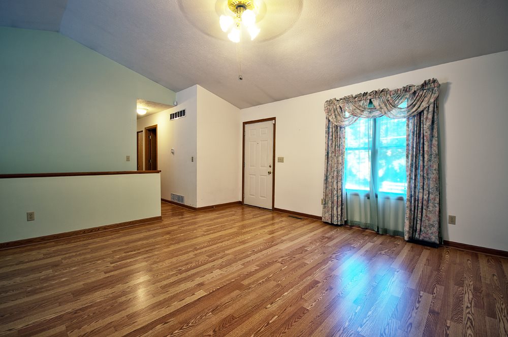 32870 Early Road New Carlisle, IN 46552 - Photo 3 of 24 Gallery Image 3