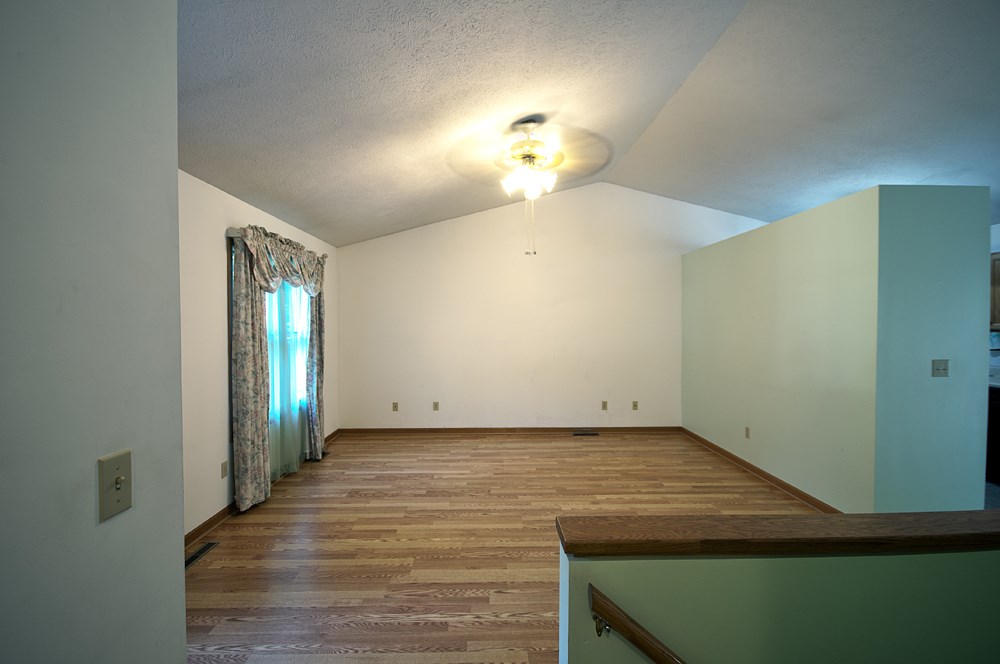 32870 Early Road New Carlisle, IN 46552 - Photo 5 of 24 Gallery Image 5