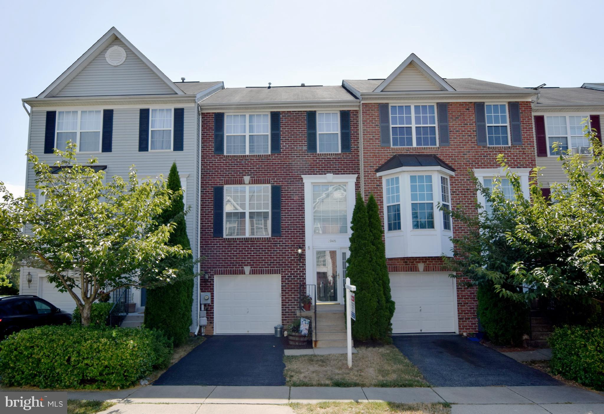 Welcome to 1946 Fieldstone Way, Frederick