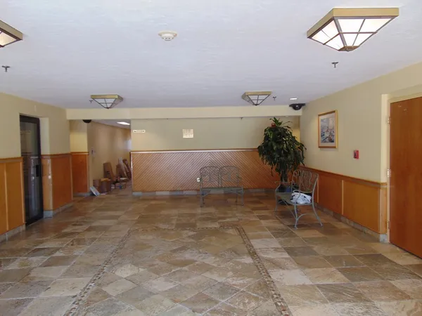 $2,000 | 200 Cove Way, Unit 101, Quincy, MA 02169