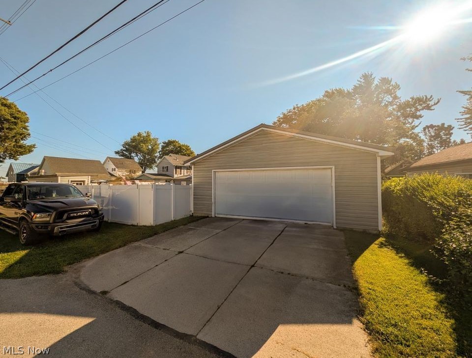 41 Poplar Street Huron, OH 44839 - Photo 24 of 37 View of detached garage
