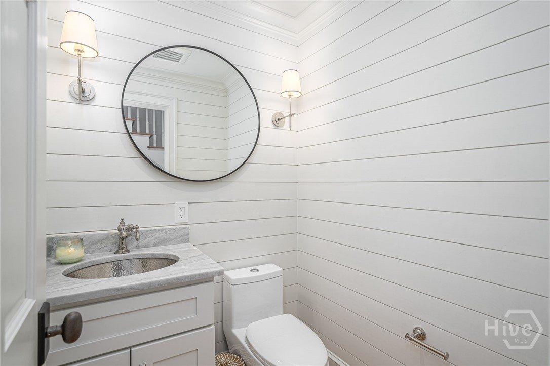 710 Bradley Point Road Savannah, GA 31410 - Photo 16 of 47