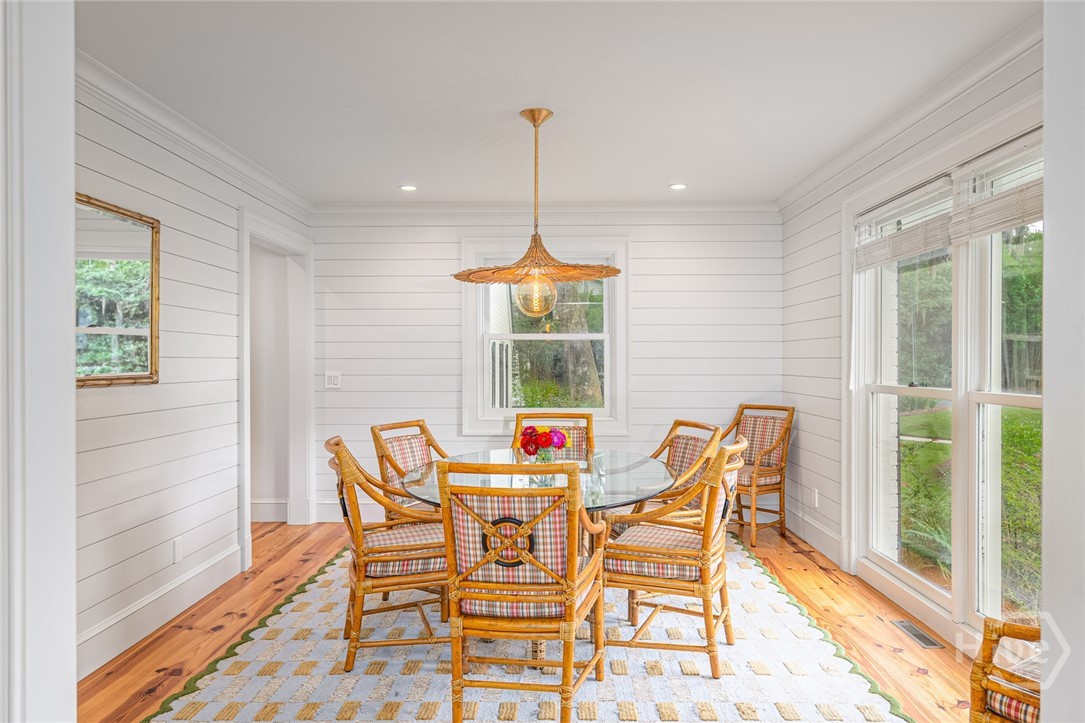 710 Bradley Point Road Savannah, GA 31410 - Photo 7 of 47