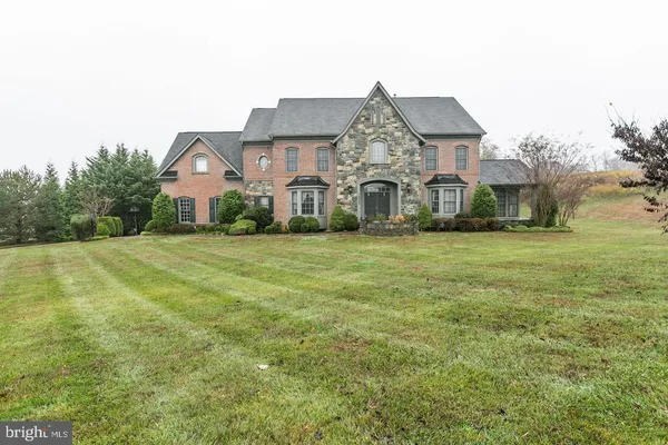 $1,400,000 | 16843 Harbour Town Drive, Ashton, MD 20861