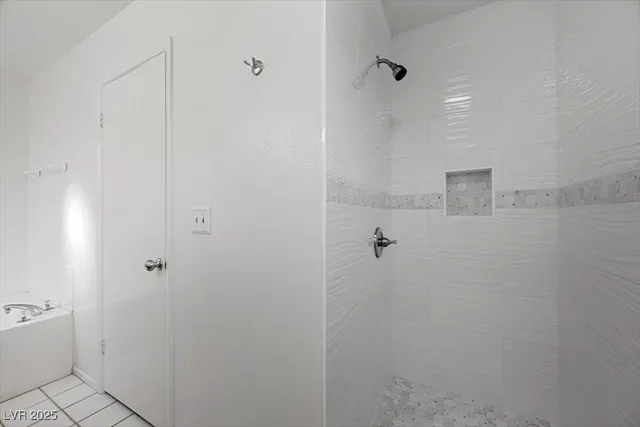 $435,000 | 2840 Sterling Silver Street, Las Vegas, NV 89108