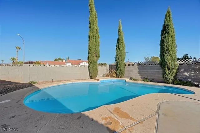 $435,000 | 2840 Sterling Silver Street, Las Vegas, NV 89108