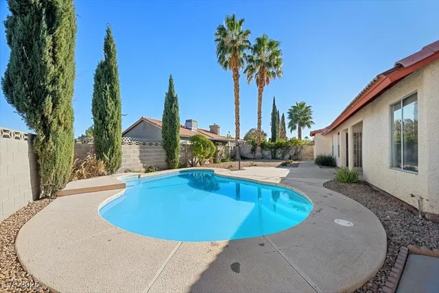 $435,000 | 2840 Sterling Silver Street, Las Vegas, NV 89108