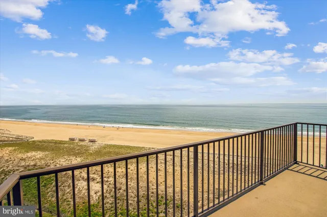 $915,000 | 902 Chesapeake House Road, Unit 902N, Bethany Beach, DE 19930