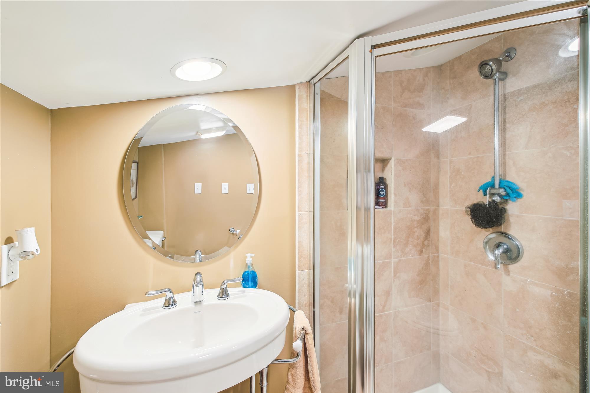 902 Chesapeake House Road, Unit 902N Bethany Beach, DE 19930 - Photo 24 of 56 Bath