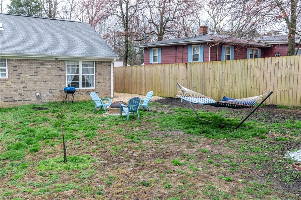 131 Spring Garden Circle High Point, NC 27260 - Photo 19 of 23 Gallery Image 19