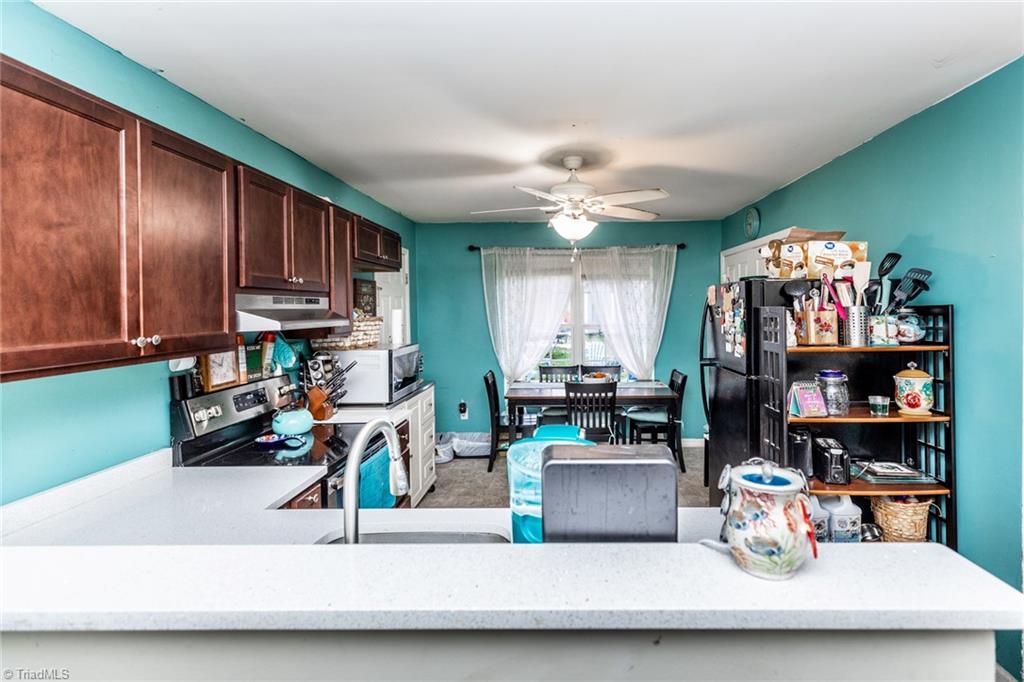 131 Spring Garden Circle High Point, NC 27260 - Photo 6 of 23 Gallery Image 6