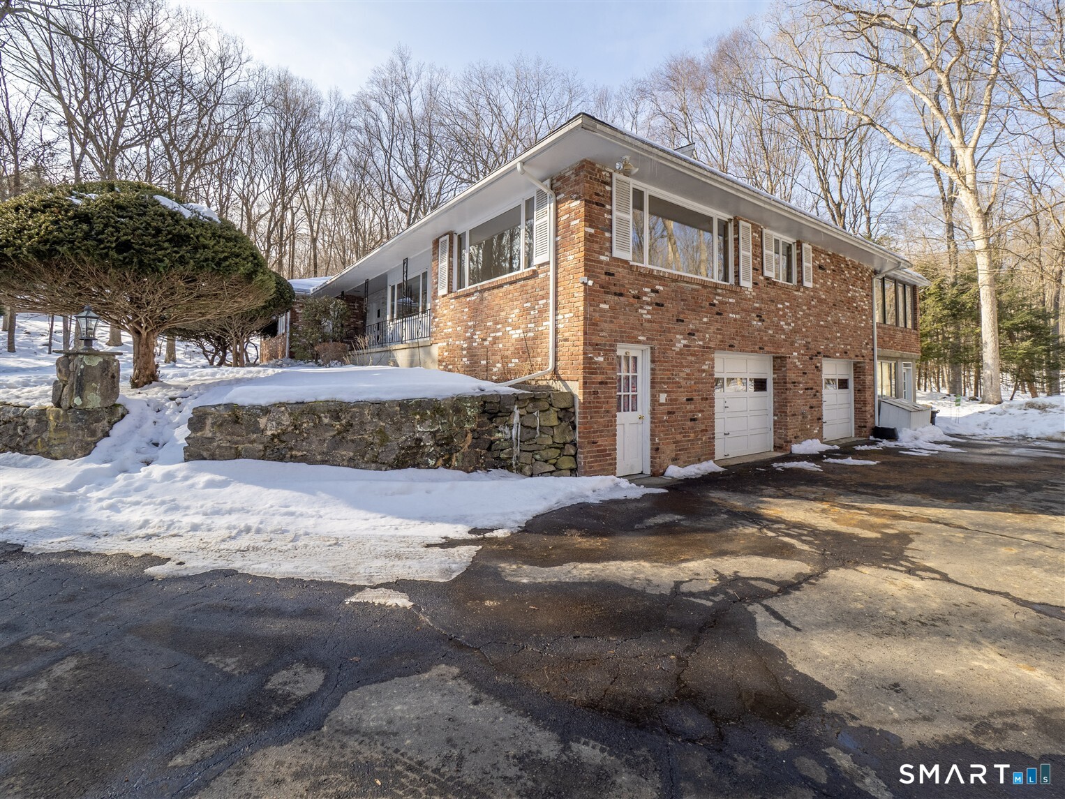 78 Ruscoe Road Wilton, CT 06897 - Photo 3 of 40 a front view of a building