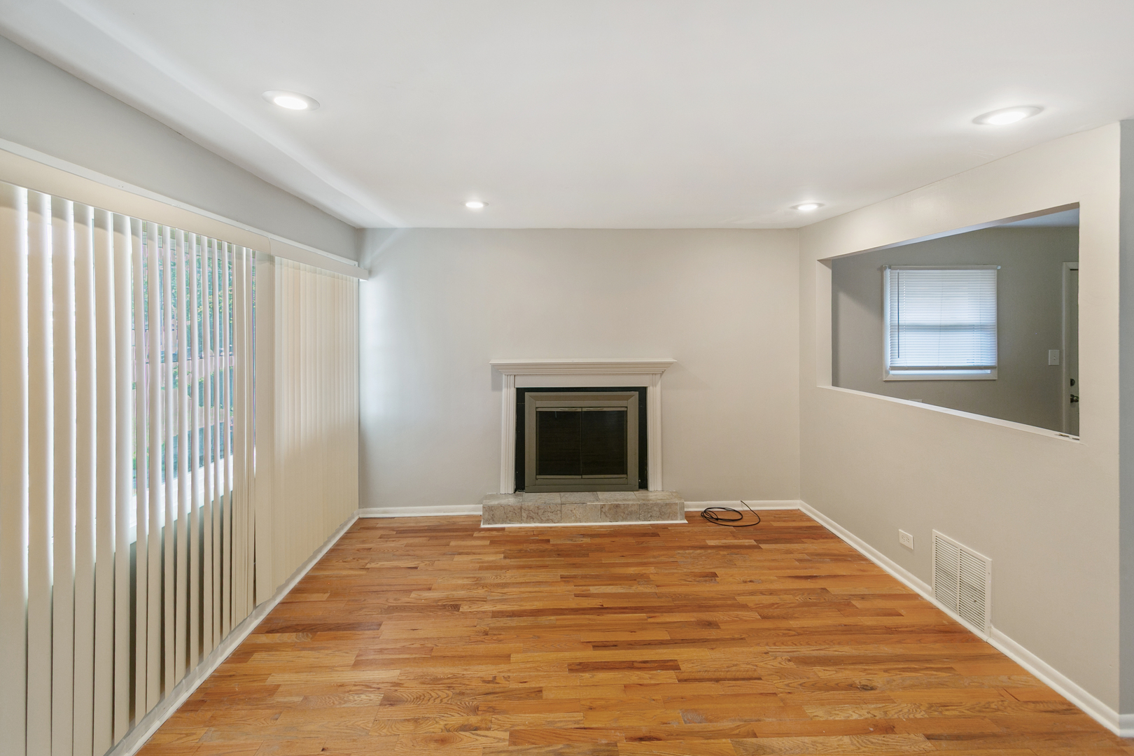 12138 South Elizabeth Street Chicago, IL 60643 - Photo 2 of 22