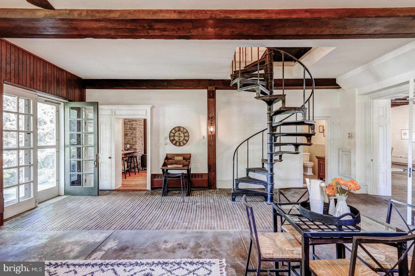 100 West Hampton Road Philadelphia, PA 19118 - Photo 11 of 41