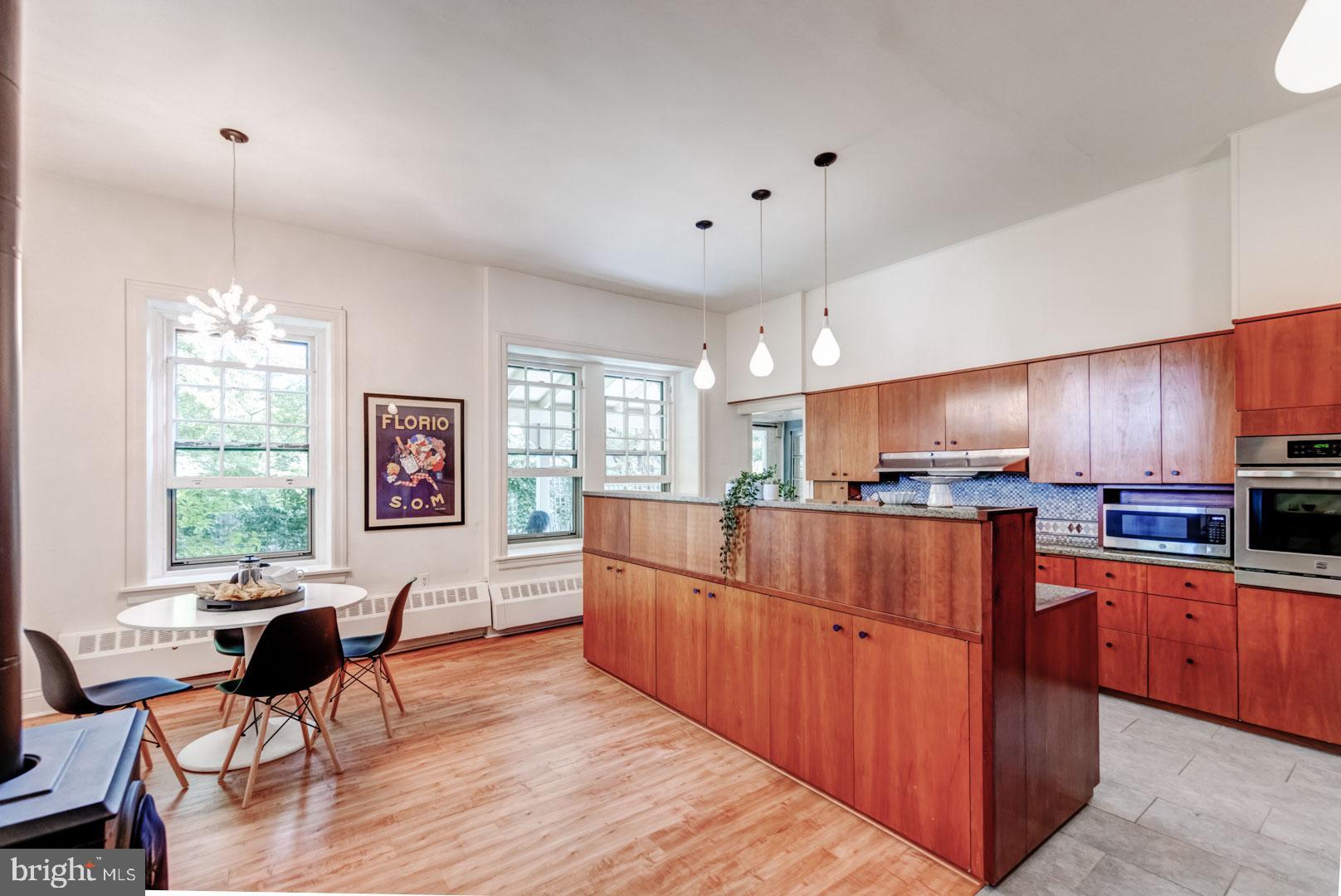 100 West Hampton Road Philadelphia, PA 19118 - Photo 13 of 41