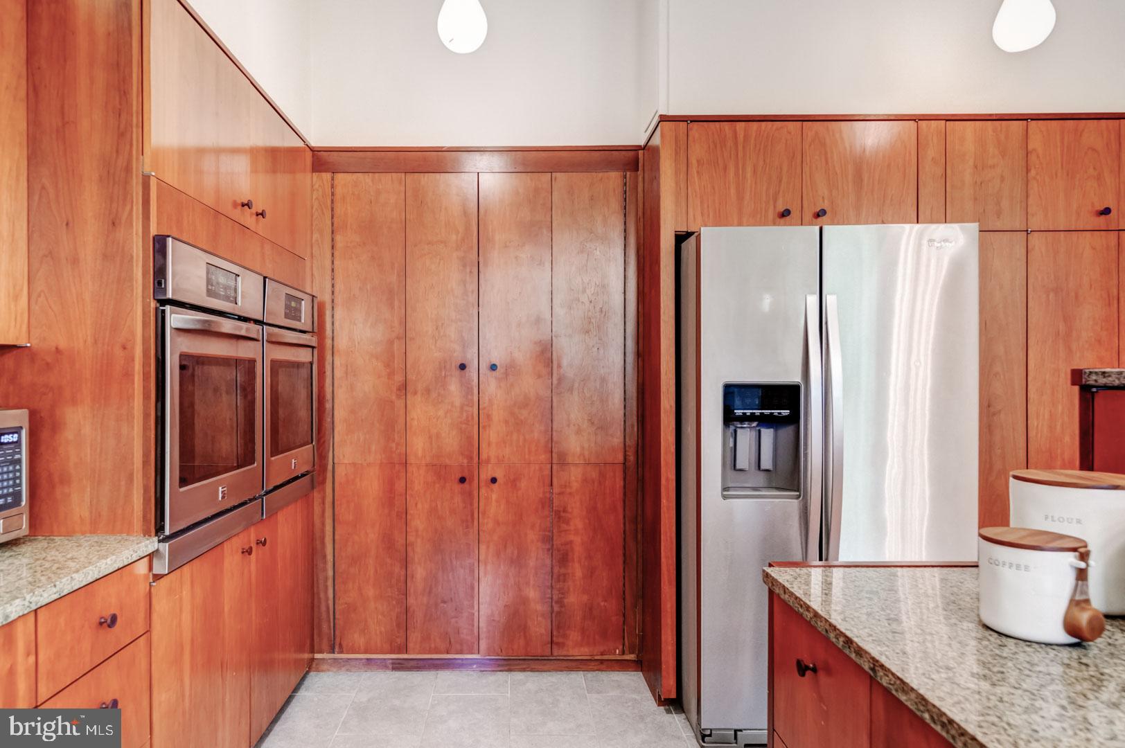 100 West Hampton Road Philadelphia, PA 19118 - Photo 17 of 41