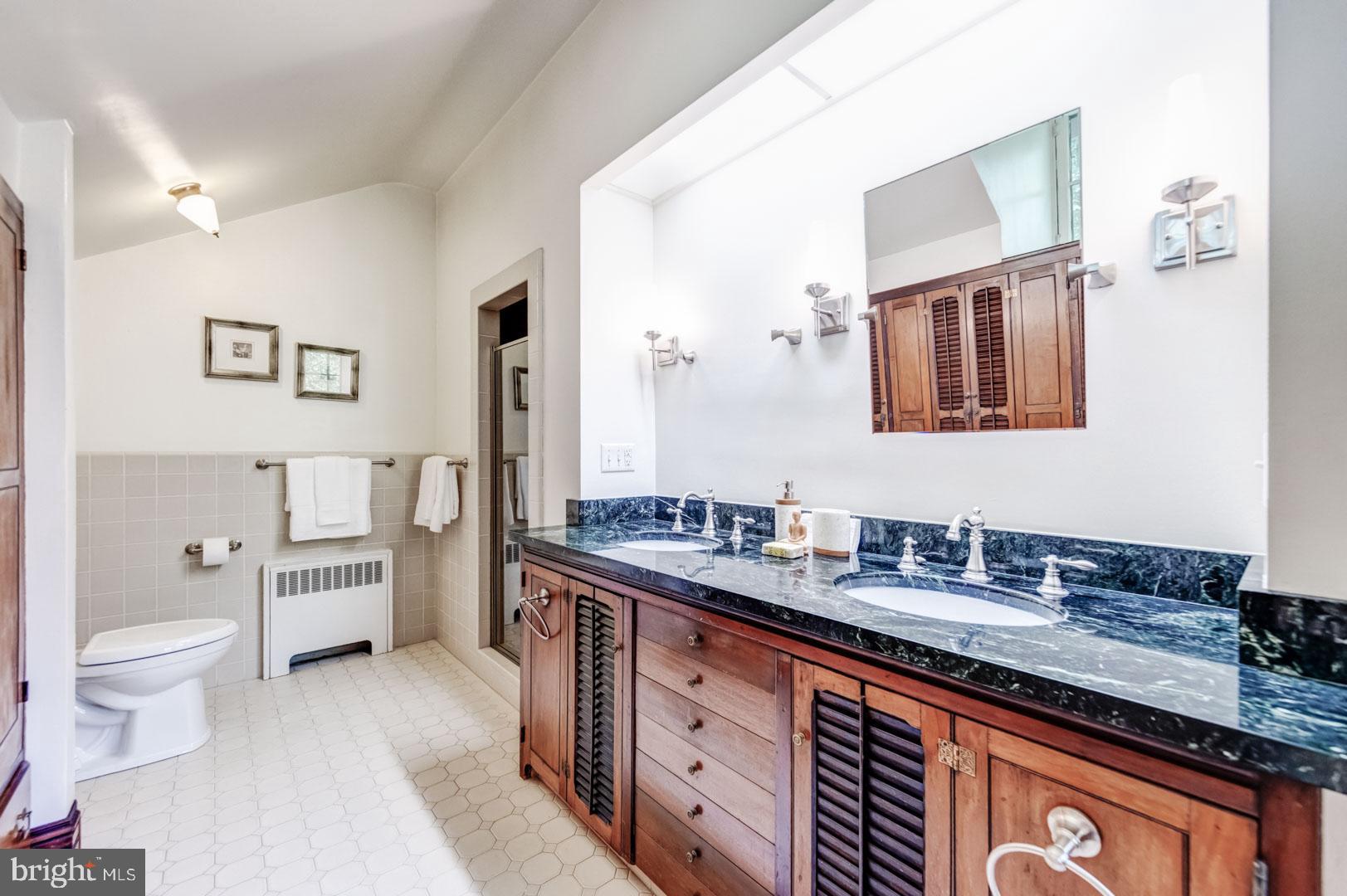 100 West Hampton Road Philadelphia, PA 19118 - Photo 26 of 41