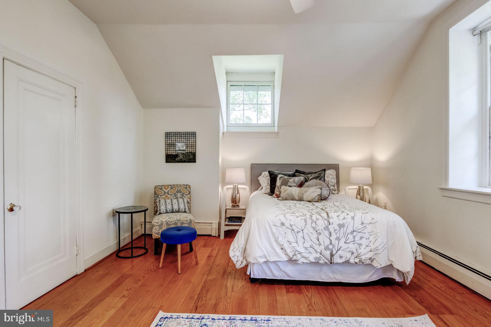 100 West Hampton Road Philadelphia, PA 19118 - Photo 31 of 41