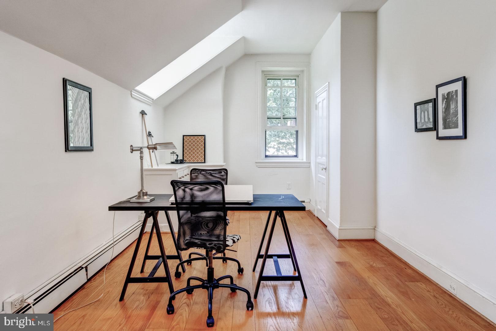 100 West Hampton Road Philadelphia, PA 19118 - Photo 34 of 41