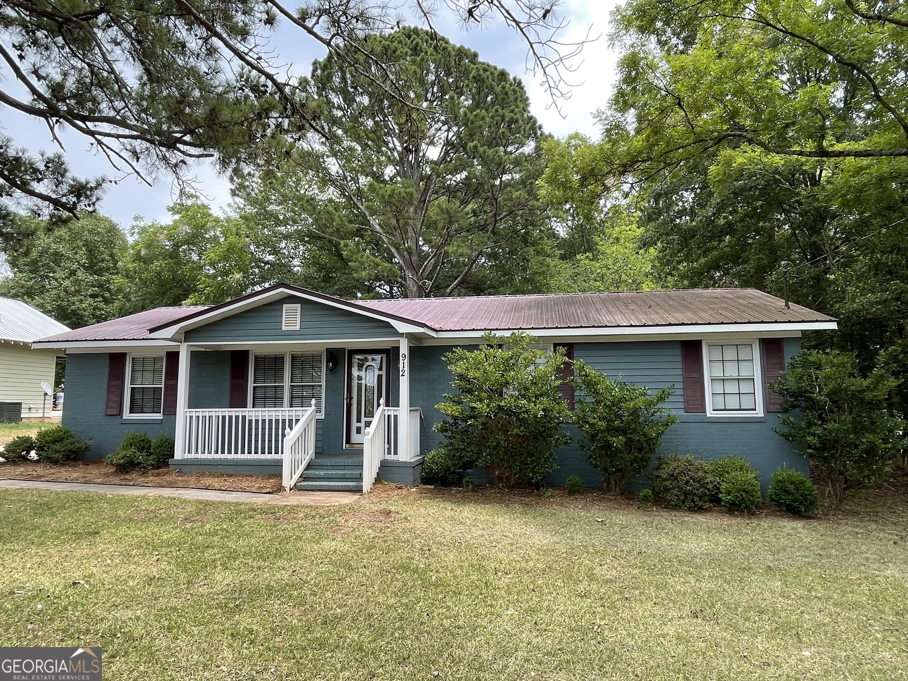 912 Pearl Street Madison, GA 30650 - Photo 1 of 1 Front of home