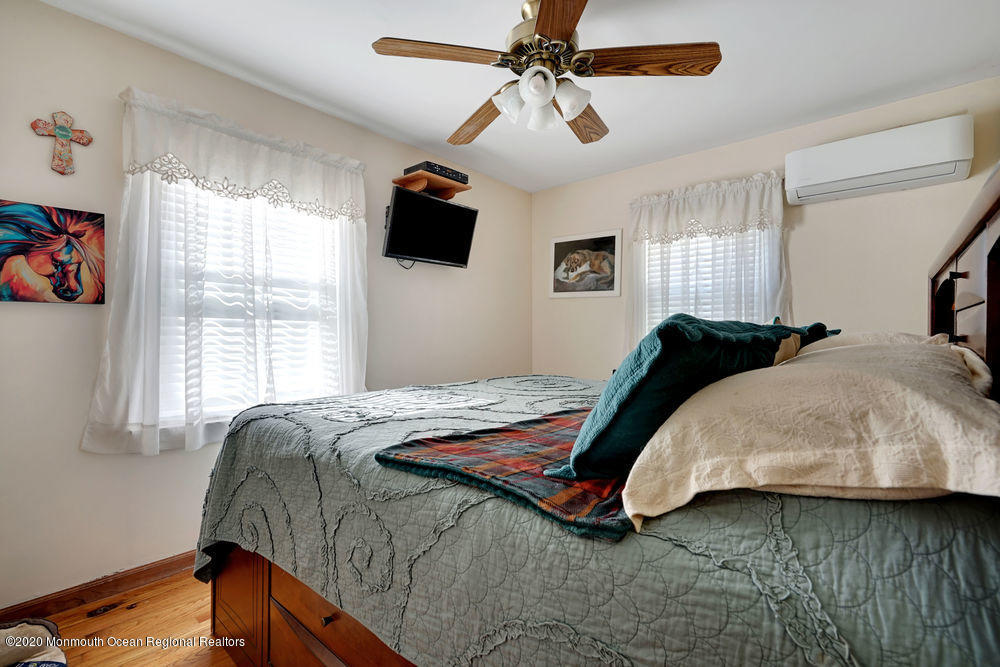 11 Lloyd Road Toms River, NJ 08753 - Photo 22 of 35 bedroom 1