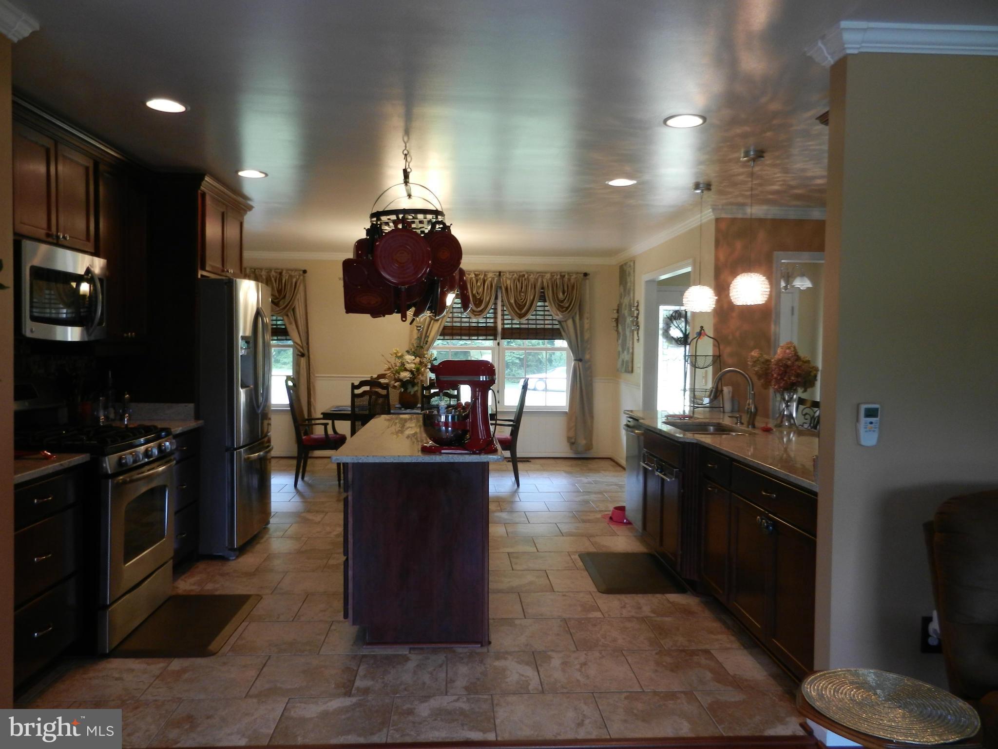 5769 Balls Mill Road Midland, VA 22728 - Photo 5 of 24 Interior (General)