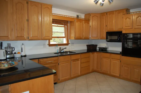 $4,850 | 1983 Horse Shoe Drive, Vienna, VA 22182