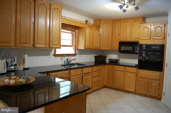 $4,850 | 1983 Horse Shoe Drive, Vienna, VA 22182