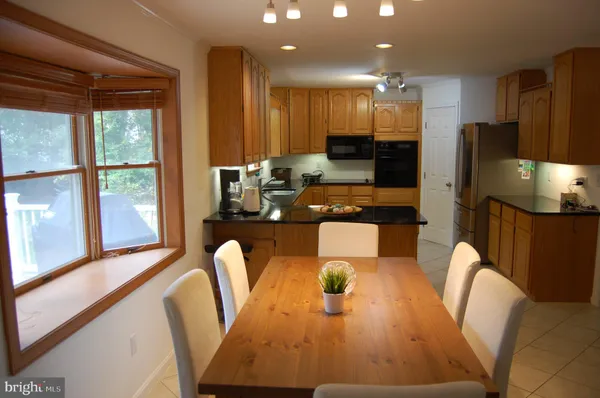 $4,850 | 1983 Horse Shoe Drive, Vienna, VA 22182