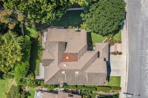 $1,699,995 | 2811 North Roxbury Street, Orange, CA 92867