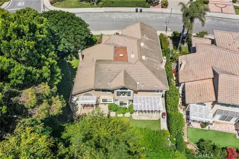 $1,699,995 | 2811 North Roxbury Street, Orange, CA 92867