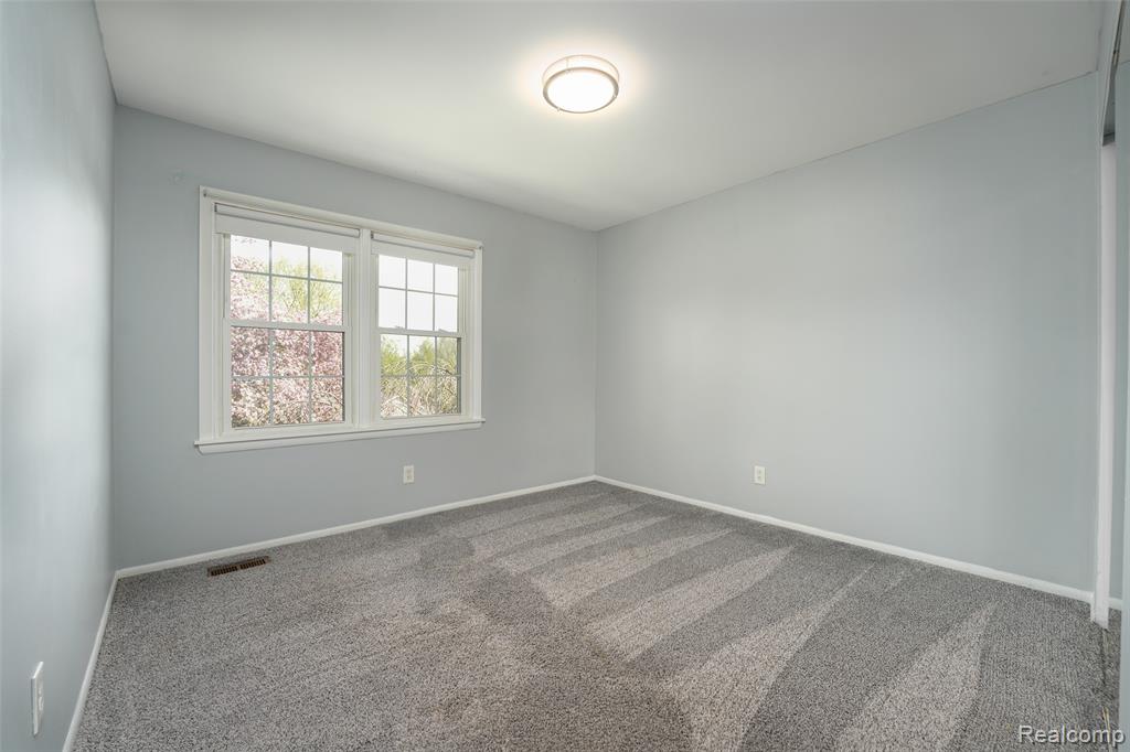 5390 Squires Manor Road Jackson, MI 49201 - Photo 28 of 35
