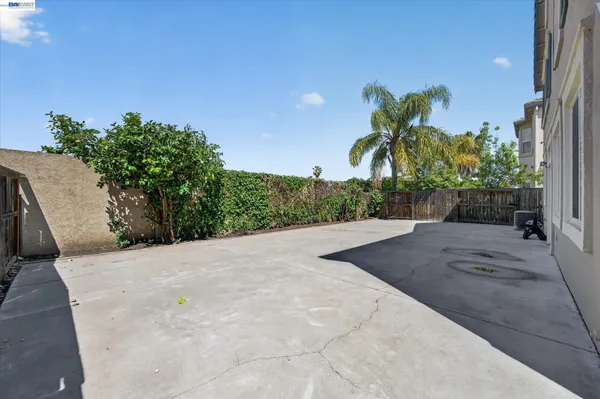 $3,750 | 244 Balsam Street, Pittsburg, CA 94565