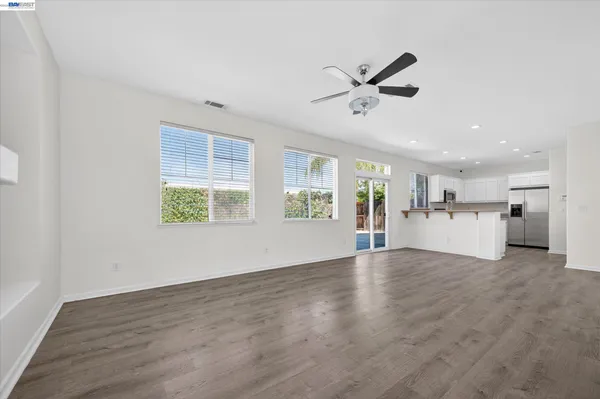 $3,750 | 244 Balsam Street, Pittsburg, CA 94565