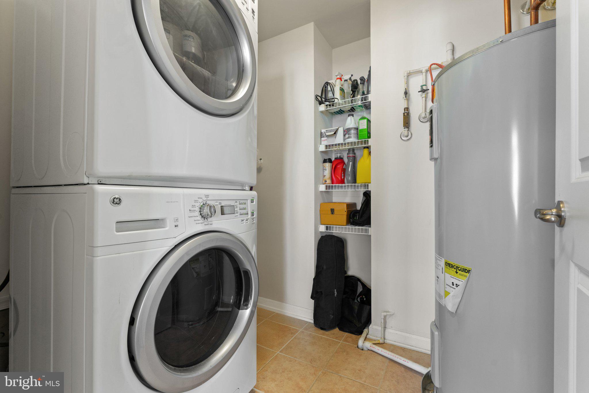 7494 Brunson Circle Gainesville, VA 20155 - Photo 27 of 49 a utility room with dryer and washer