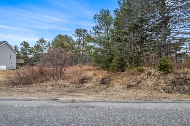 $320,000 | 42 A Wardtown Road, Freeport, ME 04032