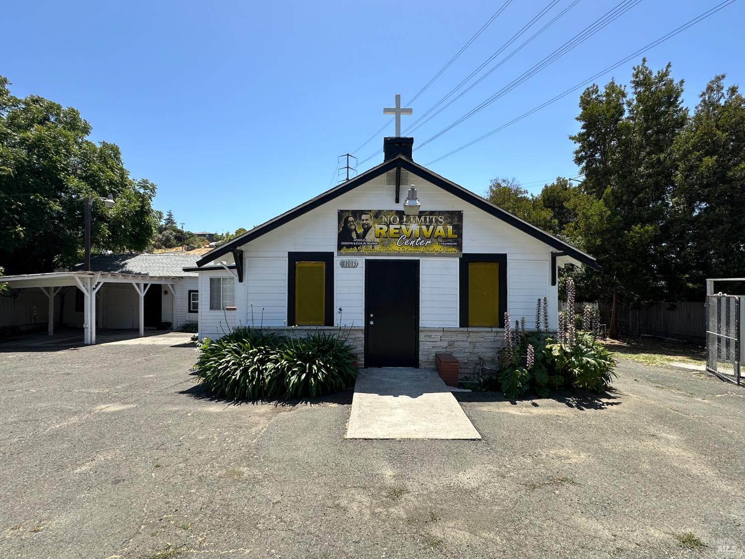 Gallery Image 1