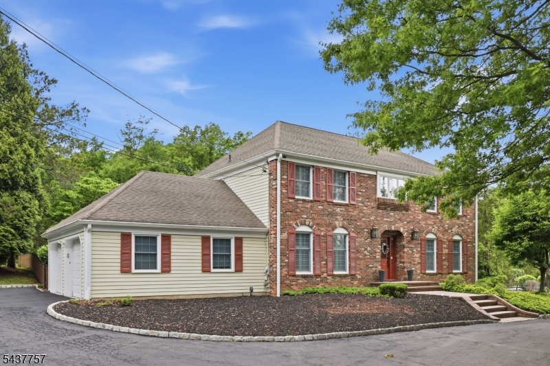 863 Papen Road Bridgewater, NJ 08807 - Photo 3 of 39