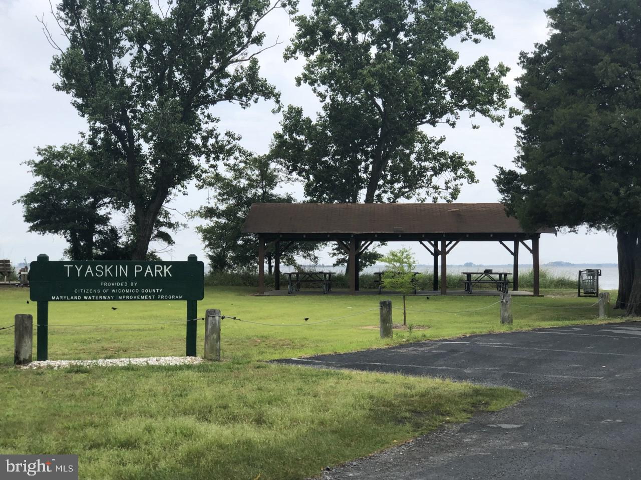 4725 Tyaskin Road Tyaskin, MD 21865 - Photo 52 of 67 Tyaskin park at end of street