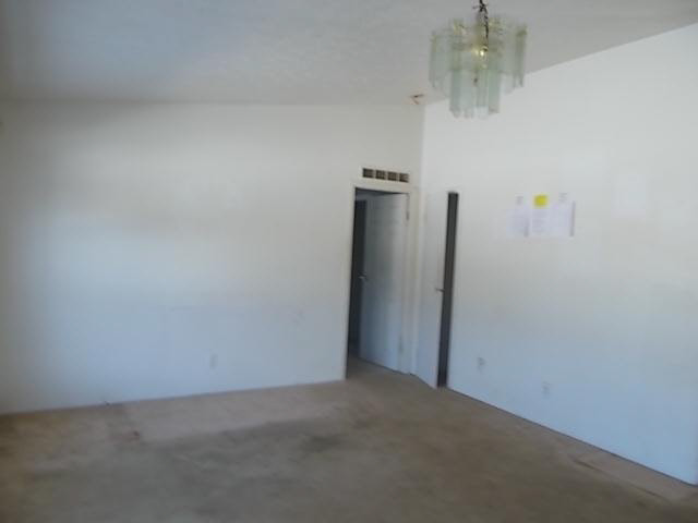 12184 Townsend Road Milan, MI 48160 - Photo 4 of 10 20327188-3.JPG
