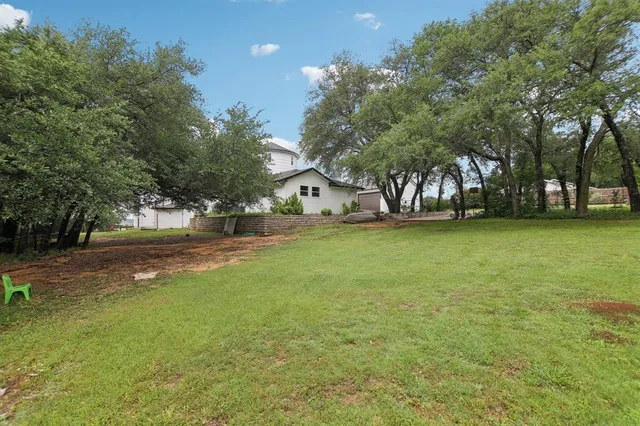 $1,050,000 | 4711 West Wedgefield Road, Granbury, TX 76049
