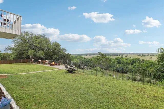$1,050,000 | 4711 West Wedgefield Road, Granbury, TX 76049
