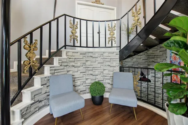 $1,050,000 | 4711 West Wedgefield Road, Granbury, TX 76049