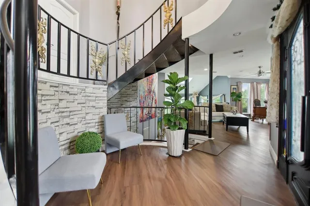 $1,050,000 | 4711 West Wedgefield Road, Granbury, TX 76049