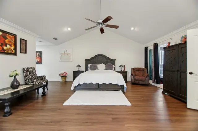 $1,050,000 | 4711 West Wedgefield Road, Granbury, TX 76049