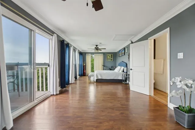 $1,050,000 | 4711 West Wedgefield Road, Granbury, TX 76049