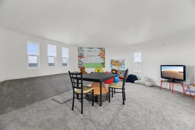 $1,050,000 | 4711 West Wedgefield Road, Granbury, TX 76049